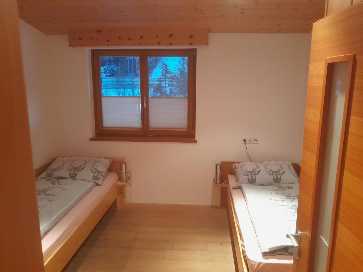 Haus Hotz Apart Talblick Grins Zewnętrze zdjęcie