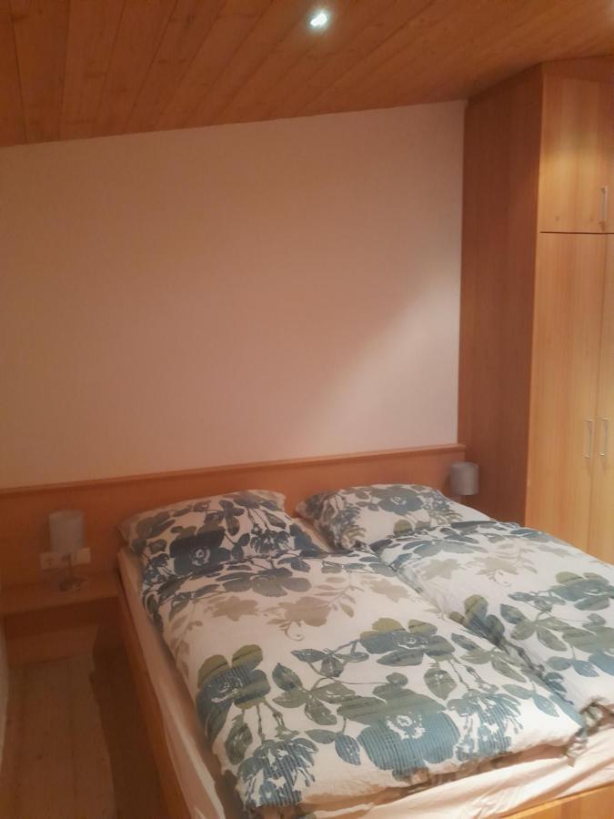 Haus Hotz Apart Talblick Grins Zewnętrze zdjęcie